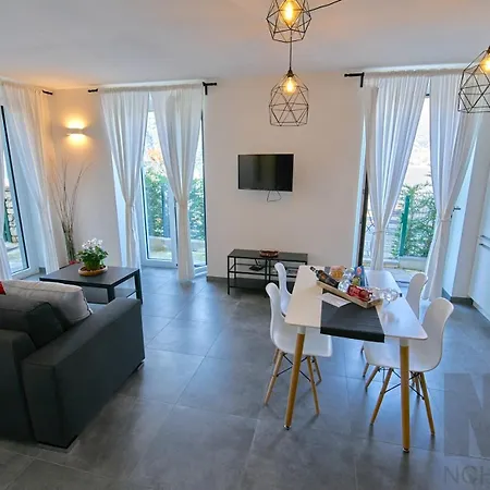 Quatrass Apartmán *